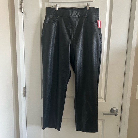 Spanx Slim Straight Pant, Luxe Black - Picture 4 of 15